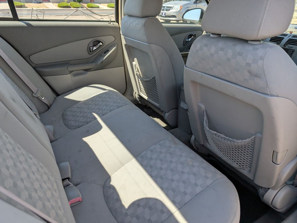 2005 Chevrolet Malibu Image 11
