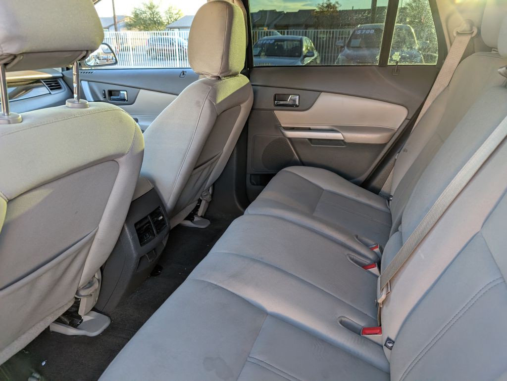 2013 Ford Edge Image 9