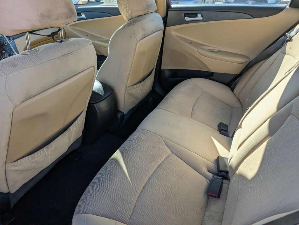 2011 Hyundai Sonata Image 11