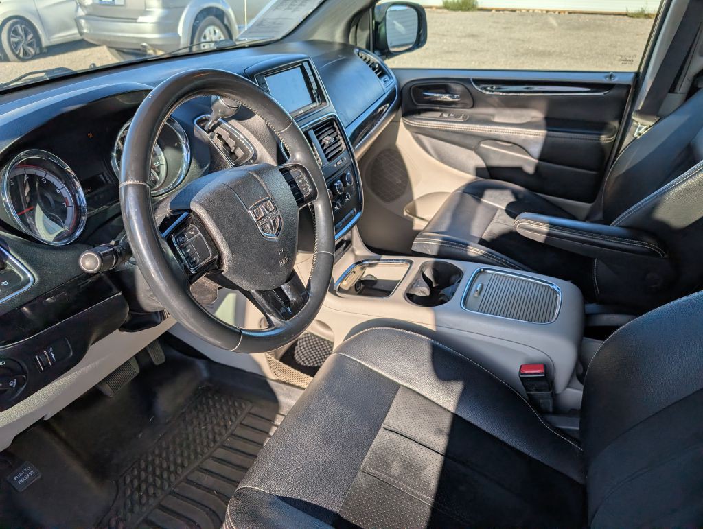 2017 Dodge Grand Caravan Image 8