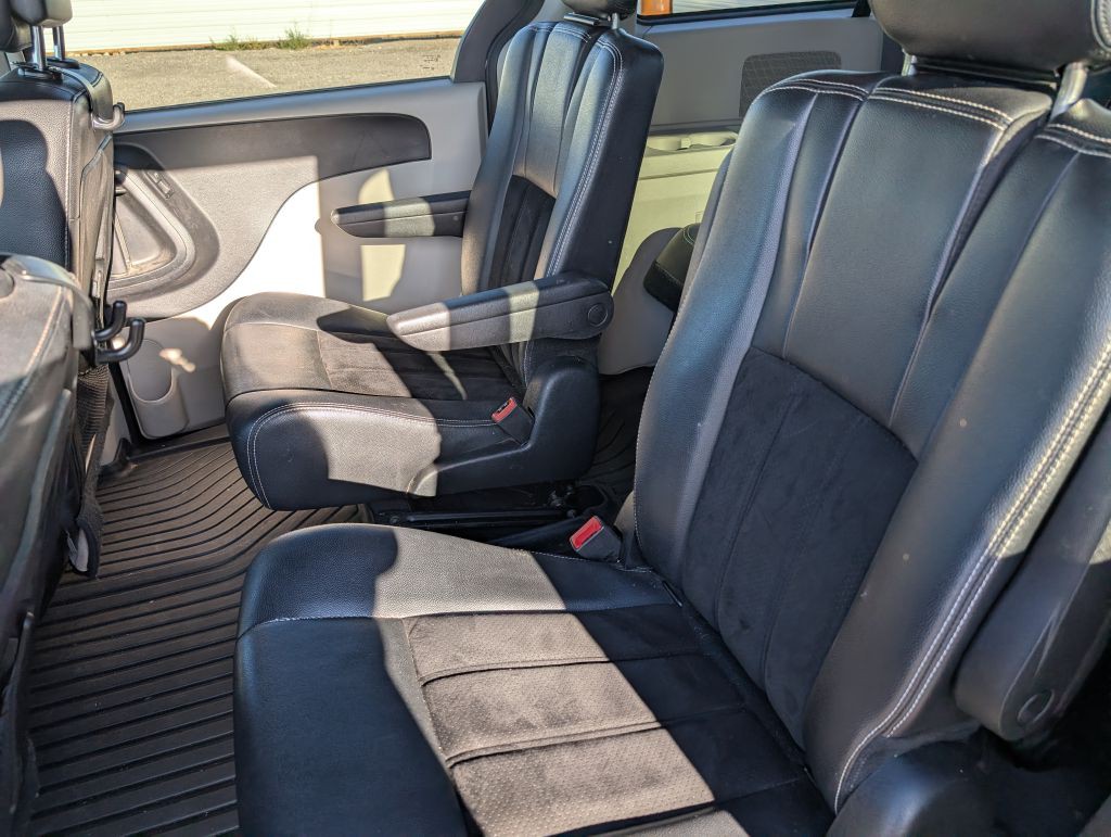 2017 Dodge Grand Caravan Image 12