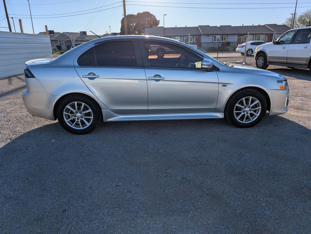 2016 Mitsubishi Lancer Image 3