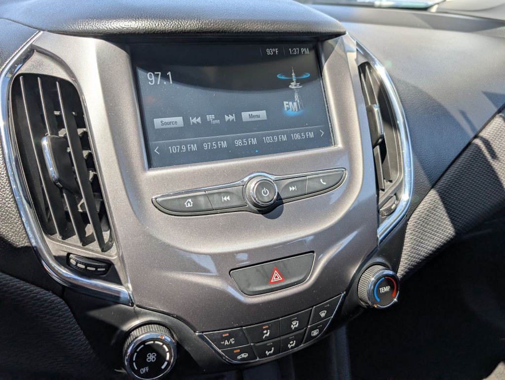 2017 Chevrolet Cruze Image 11