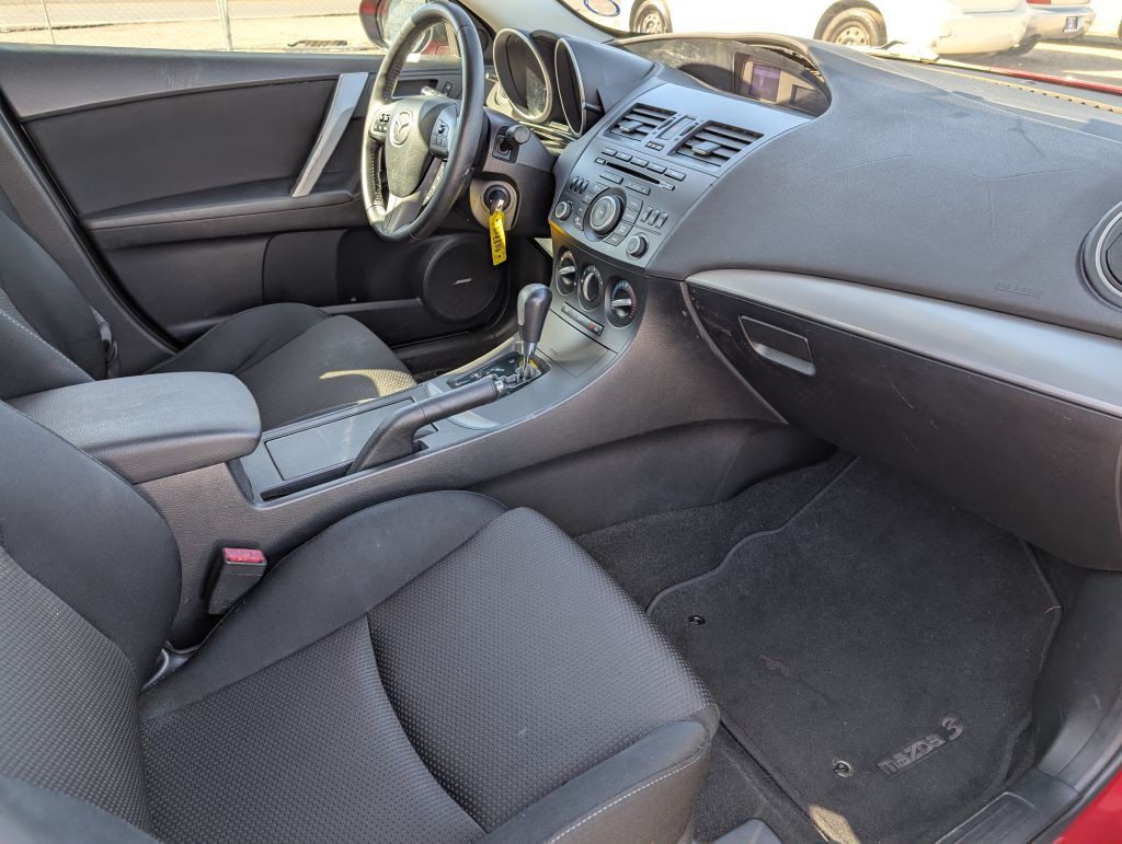 2012 Mazda Mazda3 Image 8