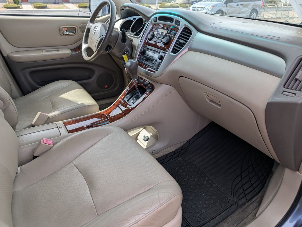 2005 Toyota Highlander Image 8