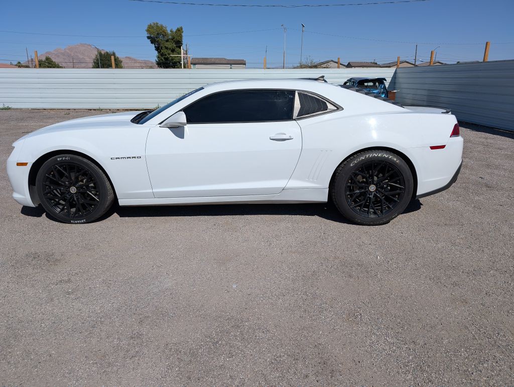 2014 Chevrolet Camaro Image 2
