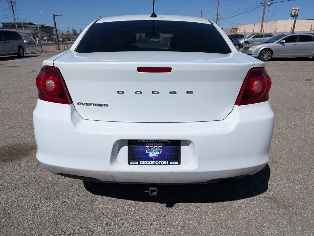 2013 Dodge Avenger Image 2