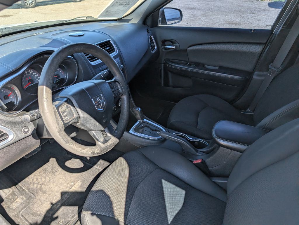 2013 Dodge Avenger Image 8