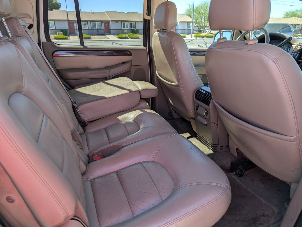 2003 Ford Explorer Image 12