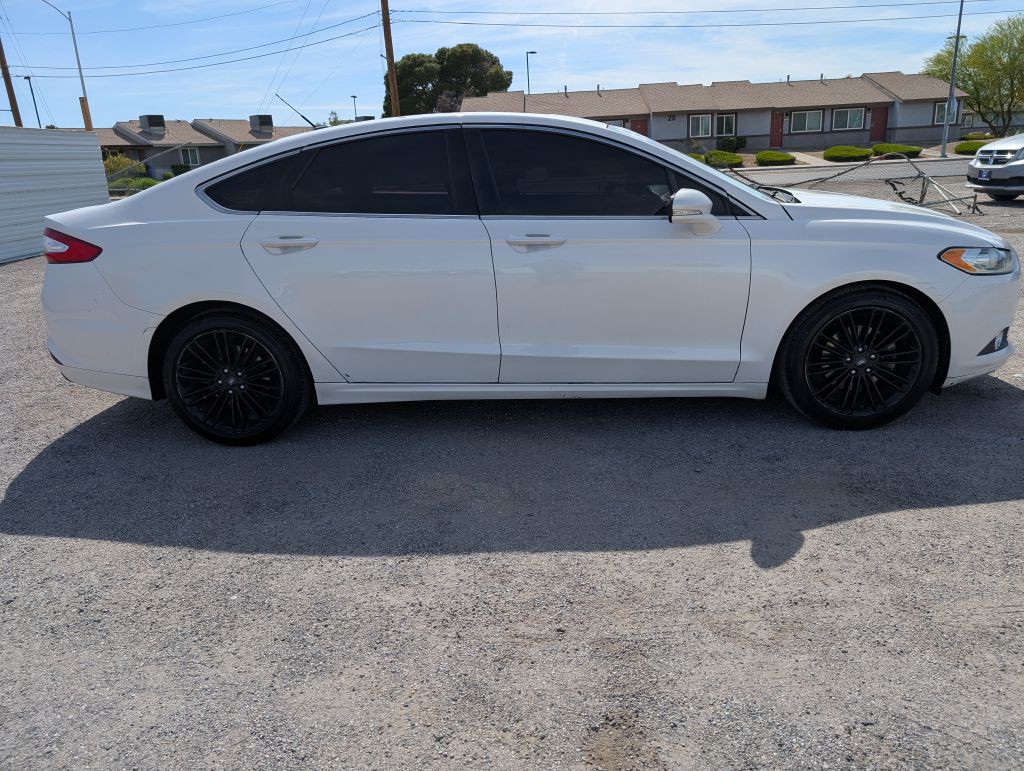 2016 Ford Fusion Image 5