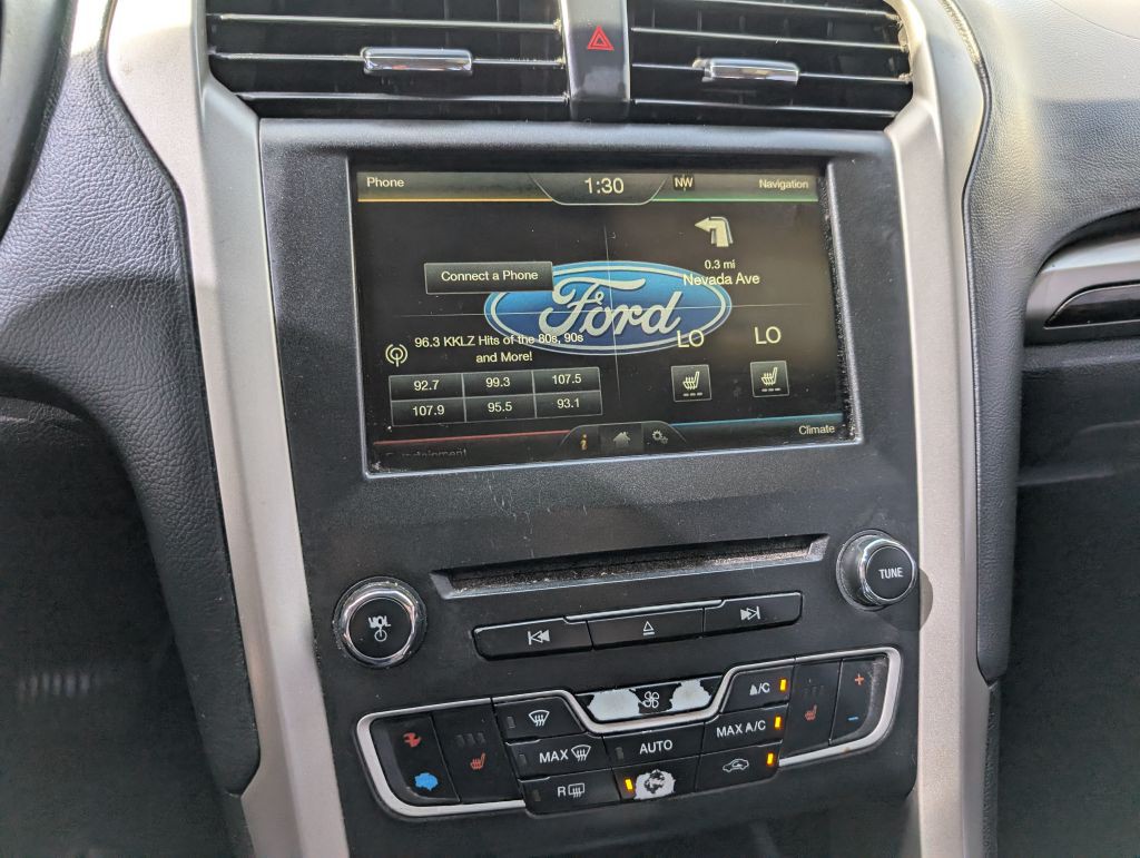 2016 Ford Fusion Image 10