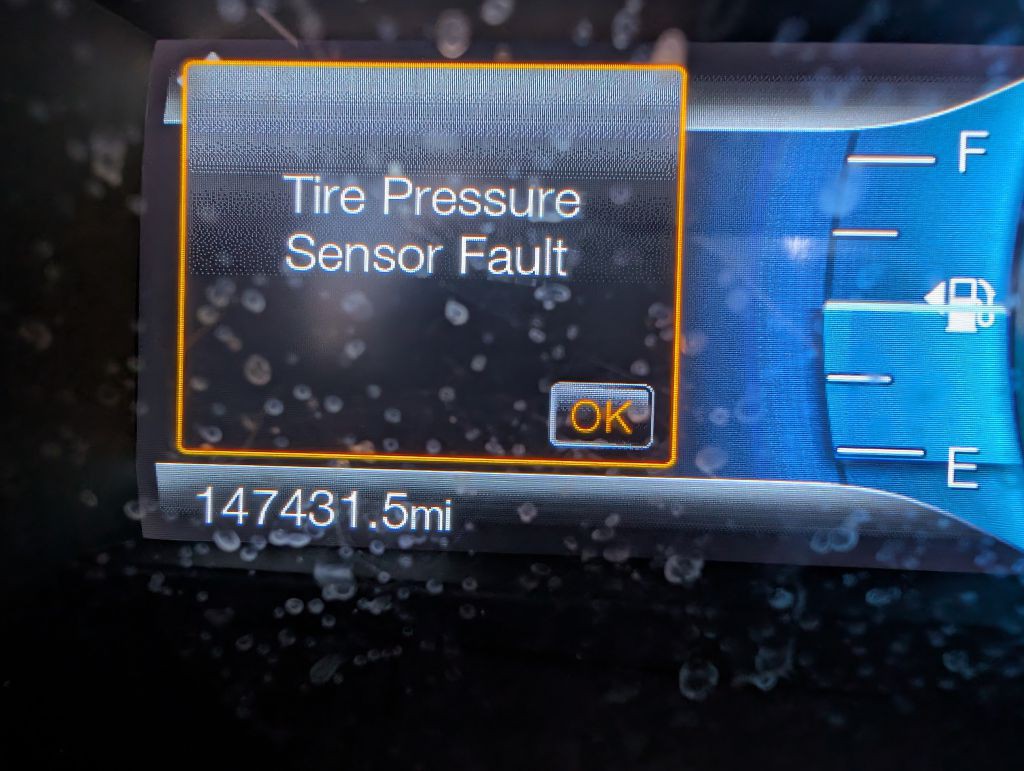 2016 Ford Fusion Image 11