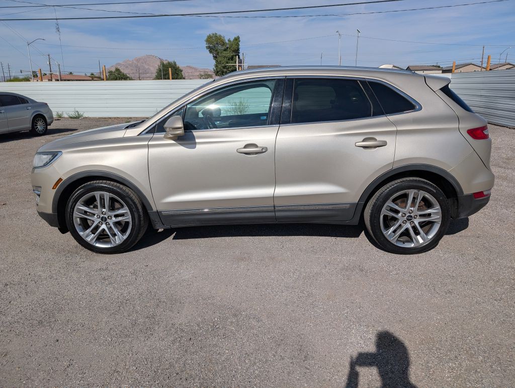 2017 Lincoln MKC Image 3