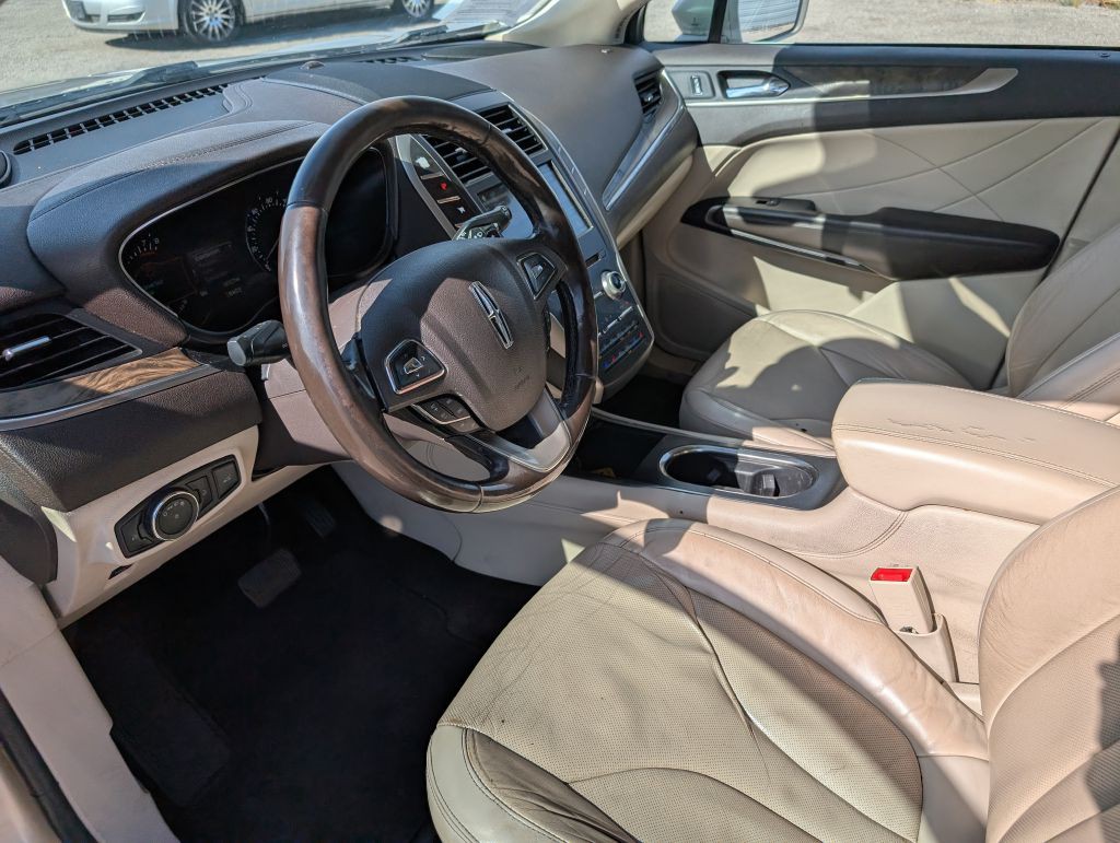 2017 Lincoln MKC Image 8