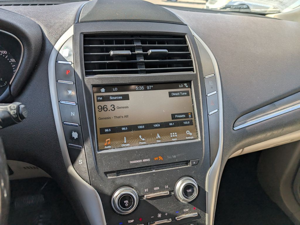 2017 Lincoln MKC Image 11