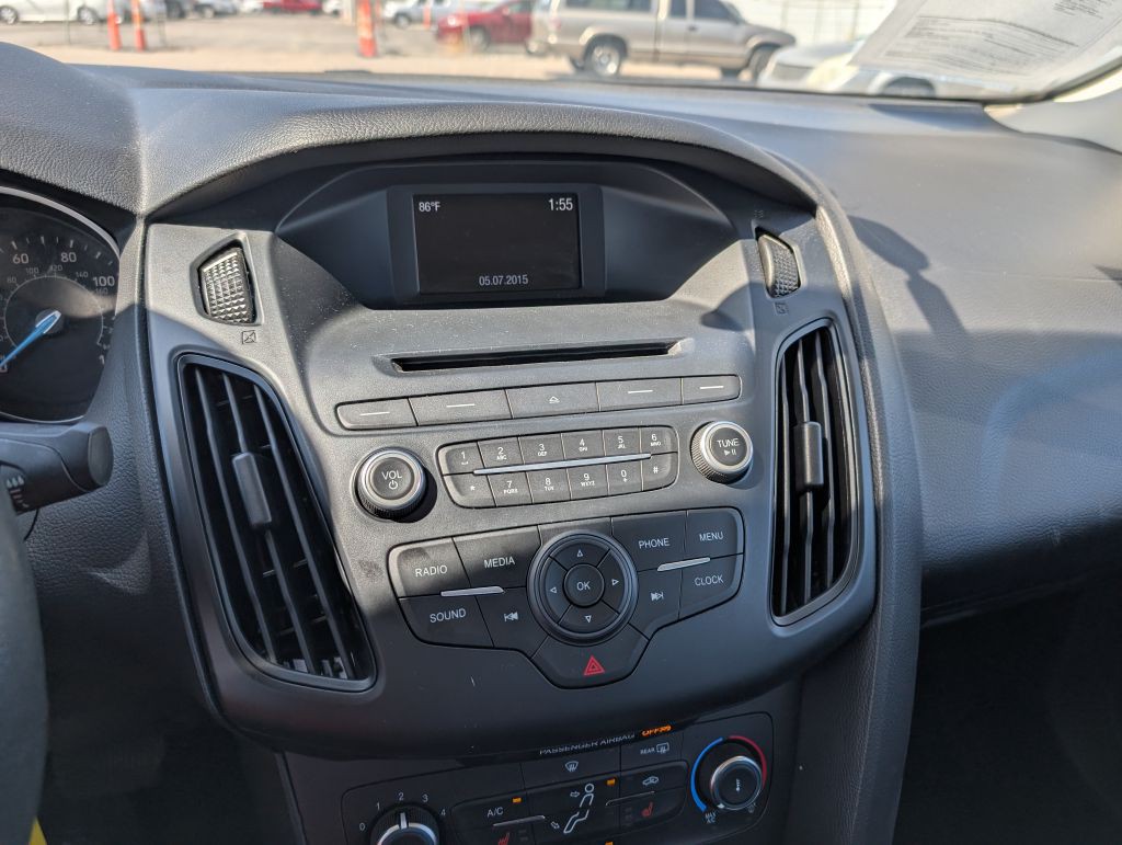 2015 Ford Focus Image 10