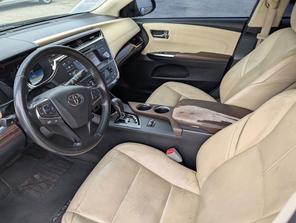 2014 Toyota Avalon Image 7