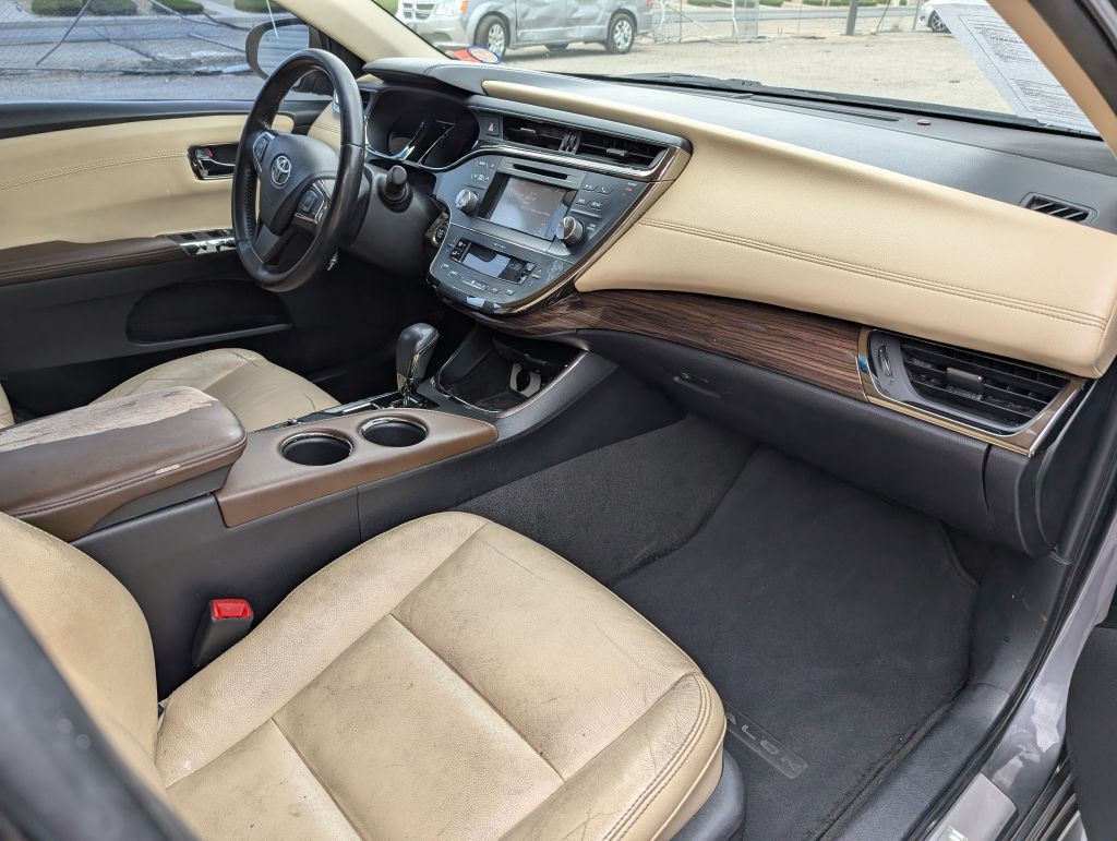 2014 Toyota Avalon Image 8