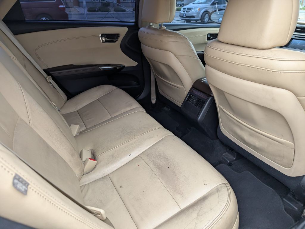 2014 Toyota Avalon Image 11