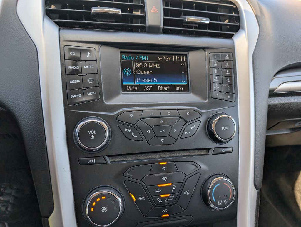 2014 Ford Fusion Image 10