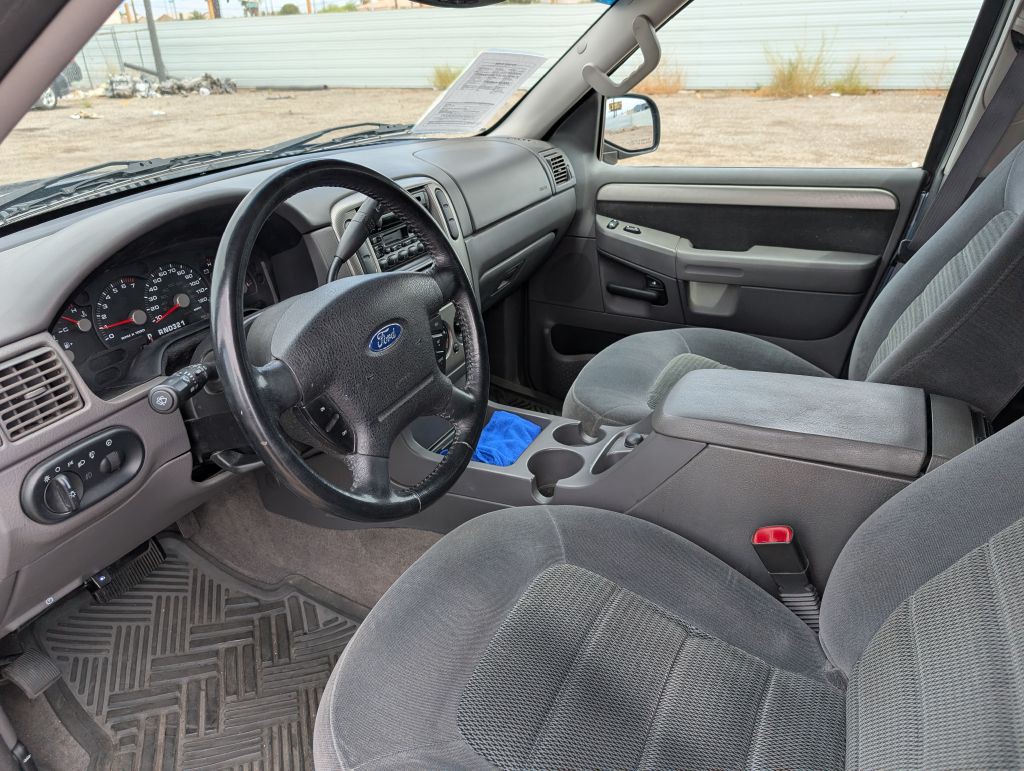 2003 Ford Explorer Image 13