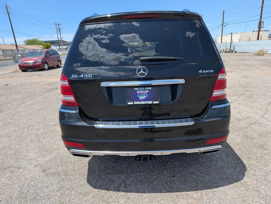 2011 Mercedes-Benz GL-Class Image 2