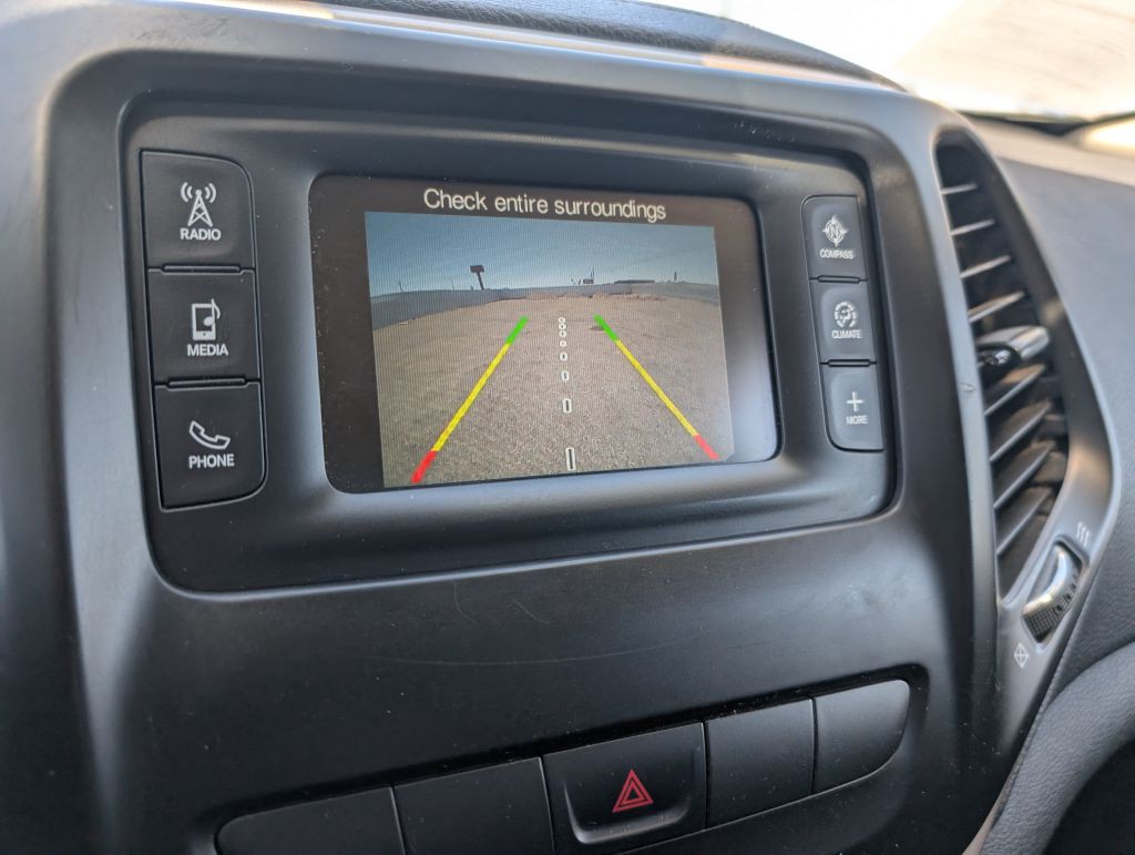 2015 Jeep Cherokee Image 12