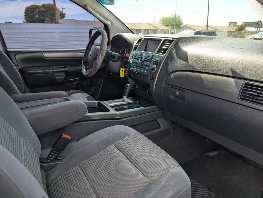 2009 Nissan Armada Image 8