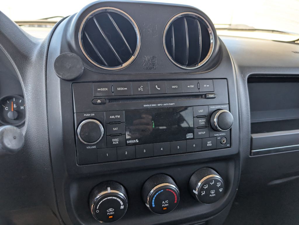 2014 Jeep Patriot Image 10