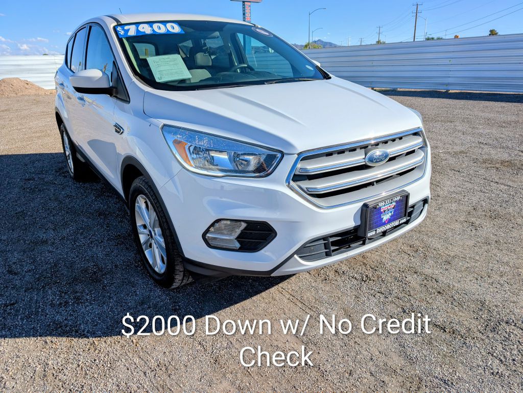 2017 Ford Escape Image 1