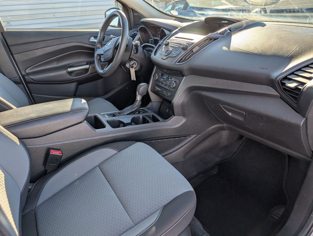 2017 Ford Escape Image 9