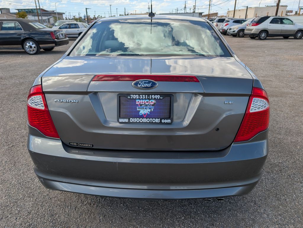 2010 Ford Fusion Image 2