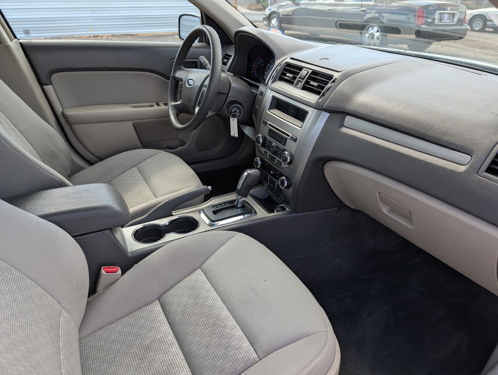 2010 Ford Fusion Image 9