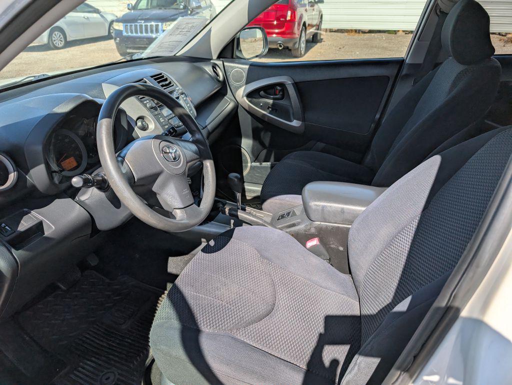 2006 Toyota Rav4 Image 8