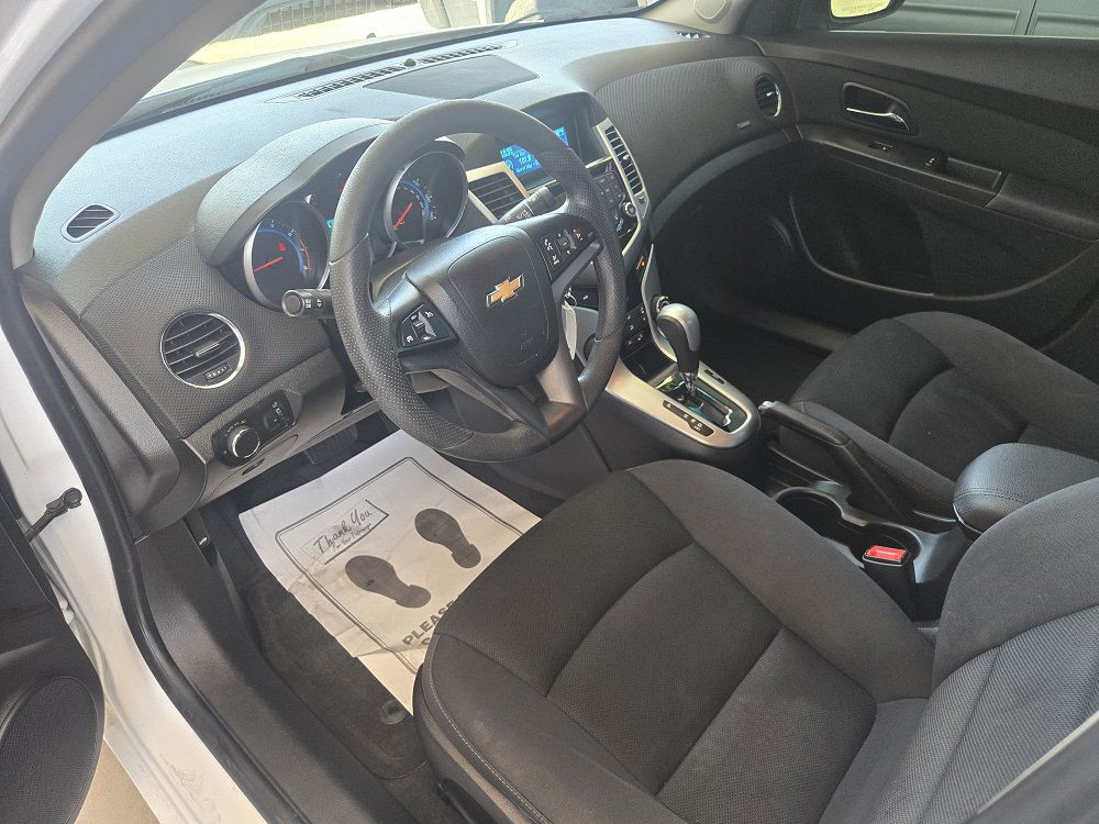 2016 Chevrolet Cruze Image 5