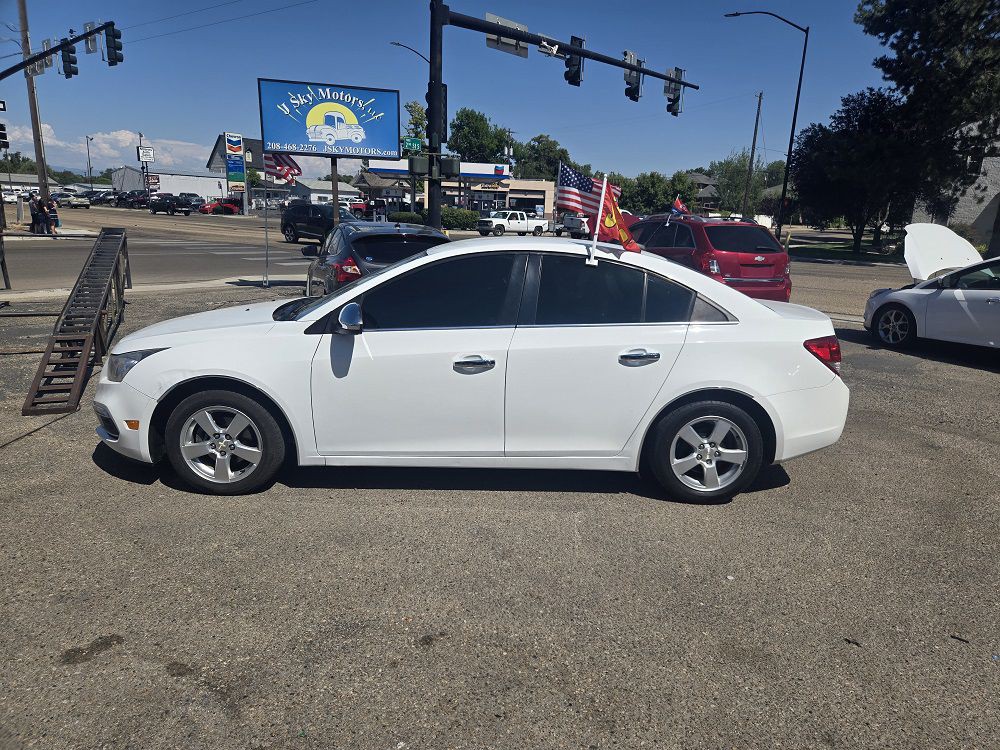 2016 Chevrolet Cruze Image 8