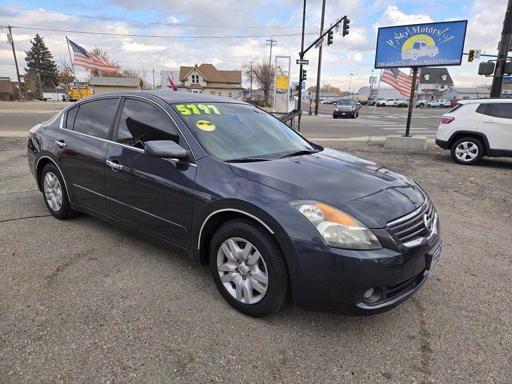 2009 Nissan Altima Image 1
