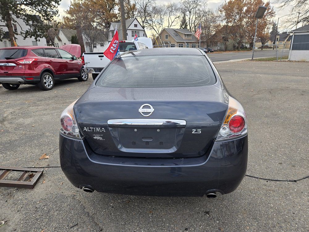 2009 Nissan Altima Image 4