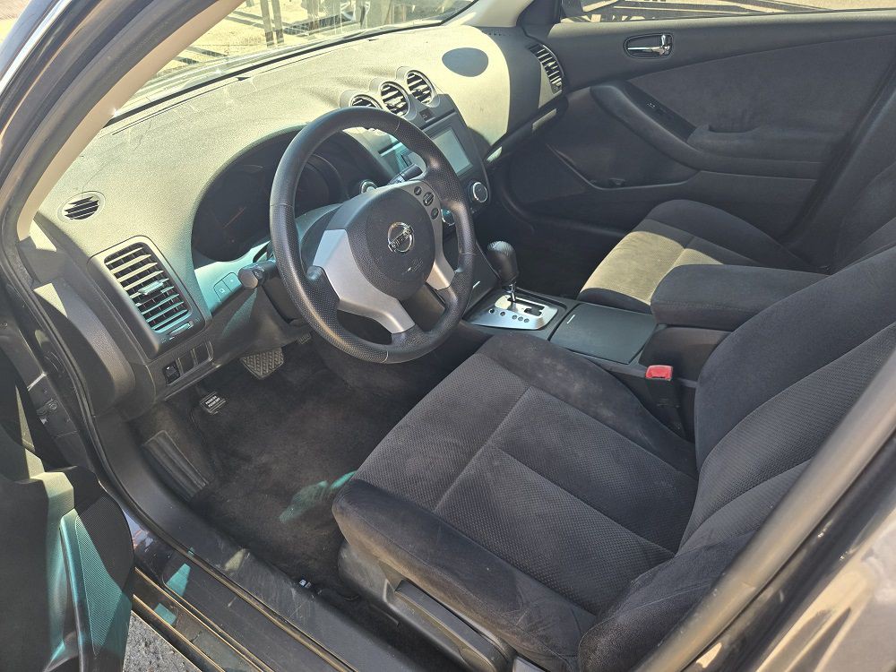 2009 Nissan Altima Image 6