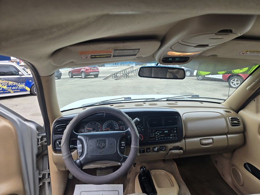 1999 Dodge Durango Image 9