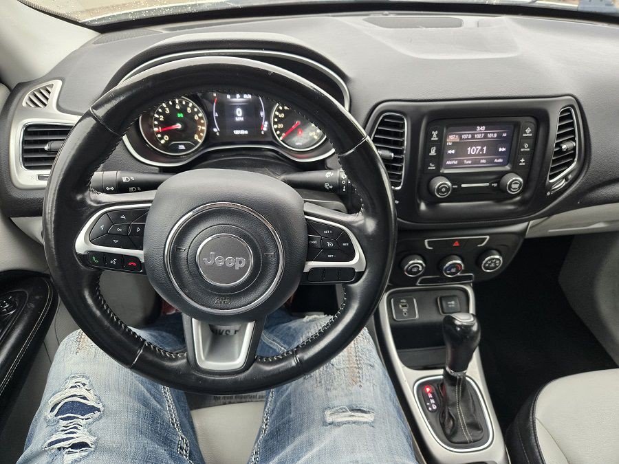 2018 Jeep Compass Image 7