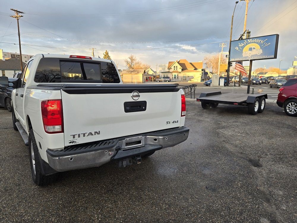 2013 Nissan Titan Image 4