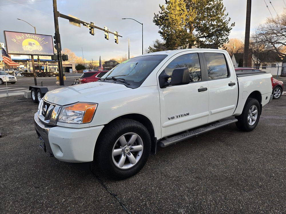 2013 Nissan Titan Image 11