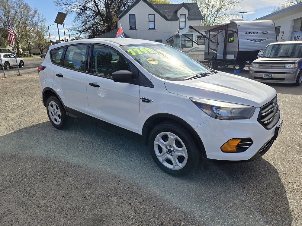 2019 Ford Escape Image 2