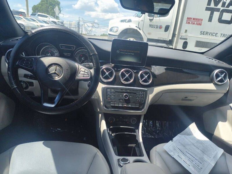 2015 Mercedes-Benz CLA-Class Image 15