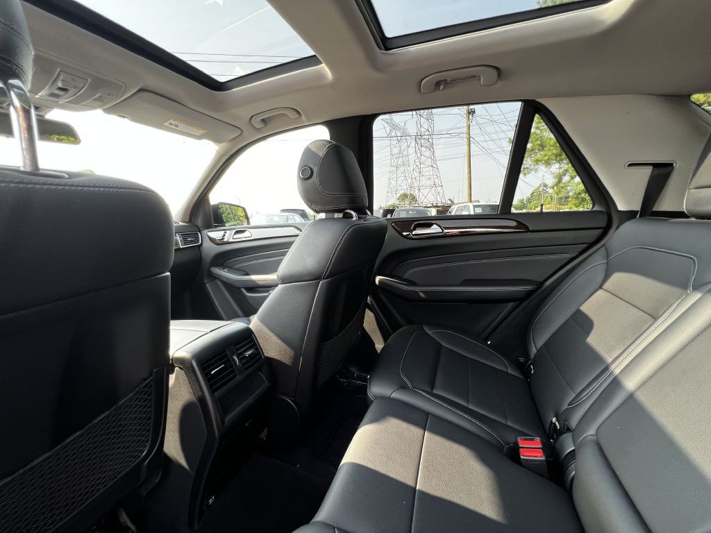 2013 Mercedes-Benz M-Class Image 14