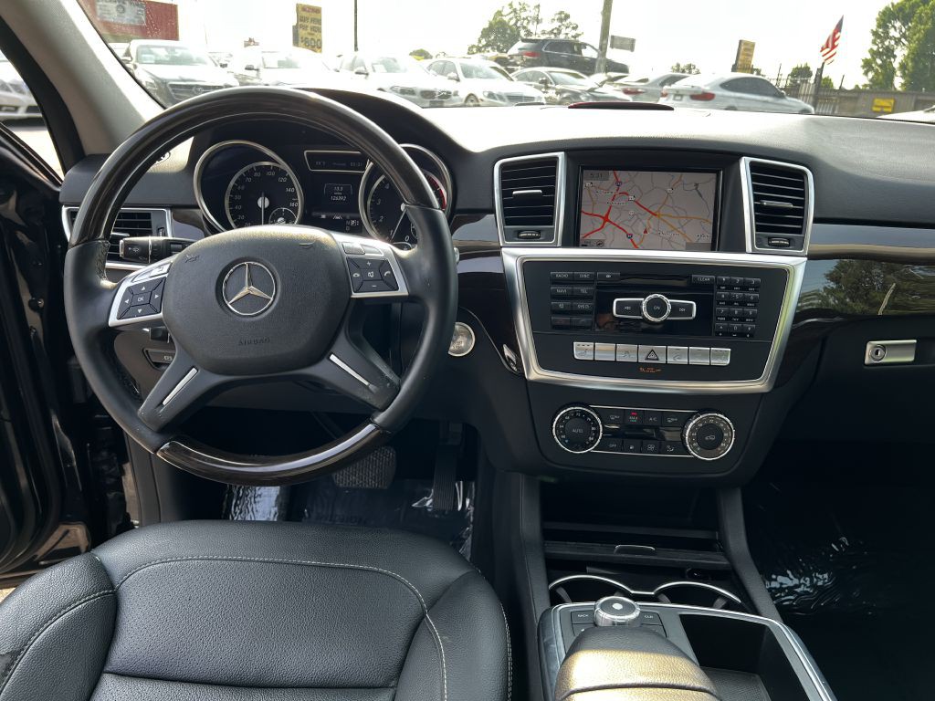 2013 Mercedes-Benz M-Class Image 17