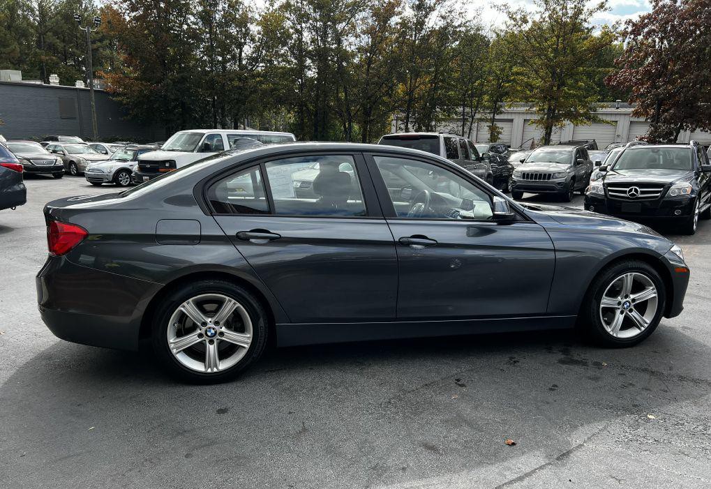 2014 BMW 3 Series Image 4