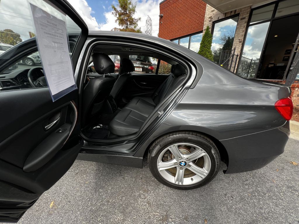 2014 BMW 3 Series Image 6