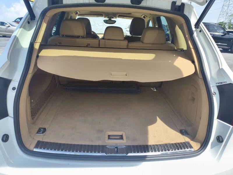 2014 Porsche Cayenne Image 15